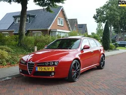 Rood Gebruikt 2010 Alfa Romeo 159 Progression Stationwagen | € 9.995 (Duur)