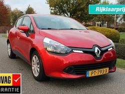 Rood Gebruikt 2014 Renault Clio R.S. Hatchback | € 7.450 (Duur)