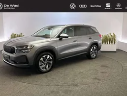 Grijs Gebruikt 2024 Skoda Kodiaq Selection SUV | € 45.900 (Eerlijke prijs)