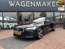 Zwart Gebruikt 2020 Volvo S60 R-Design Sedan | € 21.950 (Goede deal)