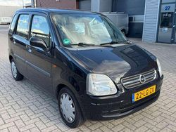 Zwart Gebruikt 2003 Opel Agila Comfort MPV | € 750 (Eerlijke prijs)