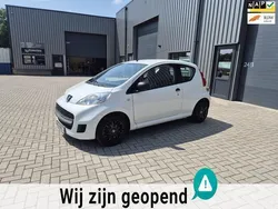 Wit Gebruikt 2009 Peugeot 107 Hatchback | € 2.750 (Eerlijke prijs)