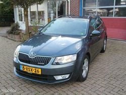 Grijs Gebruikt 2014 Skoda Octavia GreenLine Stationwagen | € 7.950 (Eerlijke prijs)
