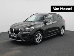 Zwart Gebruikt 2020 BMW X1 Executive SUV | € 26.900 (Eerlijke prijs)