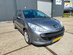 Grijs Gebruikt 2010 Peugeot 206+ Hatchback | € 2.499 (Eerlijke prijs)
