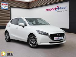 Wit Gebruikt 2023 Mazda 2 Luxury Hatchback | € 20.450 (Eerlijke prijs)