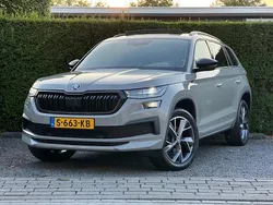 Grijs Gebruikt 2023 Skoda Kodiaq SportLine SUV | € 37.950 (Eerlijke prijs)