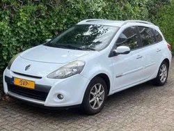 Wit Gebruikt 2011 Renault Clio GrandTour Collection Stationwagen | € 1.850 (Eerlijke prijs)
