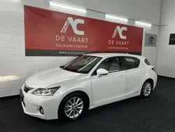Wit Gebruikt 2012 Lexus CT200h Luxury Line Hatchback | € 11.950 (Iets duurder)