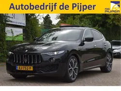 Zwart Gebruikt 2019 Maserati Levante SUV | € 67.950