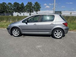 Grijs Gebruikt 2002 Peugeot 307 Hatchback | € 1.950 (Iets duurder)