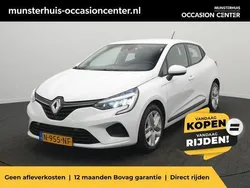 Wit Gebruikt 2021 Renault Clio V Zen Hatchback | € 13.500 (Eerlijke prijs)