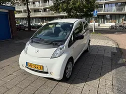Wit Gebruikt 2018 Peugeot iON Active Hatchback | € 4.800