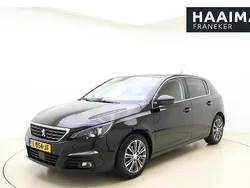 Zwart Gebruikt 2021 Peugeot 308 Allure Hatchback | € 14.950 (Goede deal)