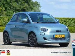 Blauw Gebruikt 2022 Fiat 500e Icon Hatchback | € 16.950 (Eerlijke prijs)