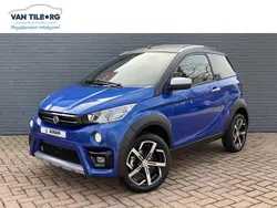 Blauw Gebruikt 2023 Aixam e-Crossover Hatchback | € 19.950