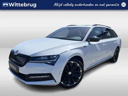 Wit Gebruikt 2021 Skoda Superb SportLine Stationwagen | € 31.950 (Iets duurder)