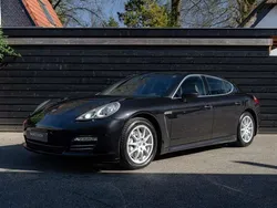 Zwart Gebruikt 2010 Porsche Panamera Sedan | € 34.950 (Eerlijke prijs)