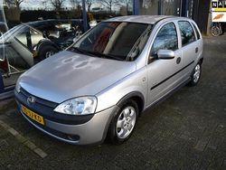 Grijs Gebruikt 2002 Opel Corsa Elegance Hatchback | € 995 (Goede deal)