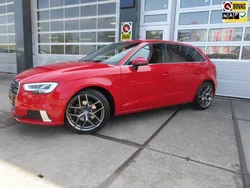 Rood Gebruikt 2016 Audi A3 Sport Hatchback | € 15.240 (Eerlijke prijs)