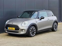 Grijs Gebruikt 2017 Mini Cooper Hatchback | € 12.999 (Goede deal)