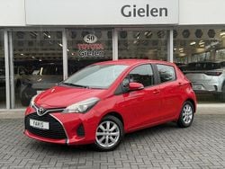 Rood Gebruikt 2016 Toyota Yaris Plus Hatchback | € 11.900 (Eerlijke prijs)