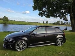 Zwart Gebruikt 2014 Audi S3 Hatchback | € 21.500 (Eerlijke prijs)