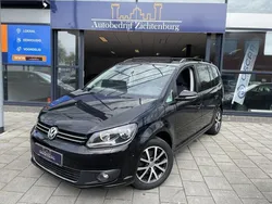 Zwart Gebruikt 2010 VW Touran Highline MPV | € 9.995