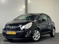 Zwart Gebruikt 2011 Opel Corsa Selection Hatchback | € 3.945 (Eerlijke prijs)