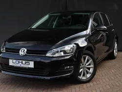Zwart Gebruikt 2015 VW Golf VII LOUNGE Hatchback | € 12.650 (Eerlijke prijs)