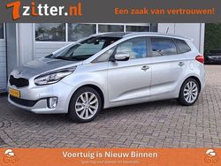 Grijs Gebruikt 2015 Kia Carens MPV | € 13.900 (Eerlijke prijs)