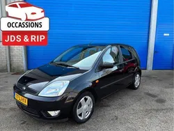 Zwart, metallic lak Gebruikt 2003 Ford Fiesta Hatchback | € 1.950 (Eerlijke prijs)