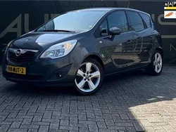 Grijs Gebruikt 2010 Opel Meriva Edition MPV | € 2.250 (Iets duurder)