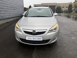 Grijs Gebruikt 2012 Opel Astra Edition Stationwagen | € 4.950 (Goede deal)