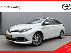 Wit Gebruikt 2018 Toyota Auris Touring Sports Plus Stationwagen | € 18.499 (Eerlijke prijs)
