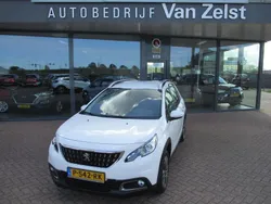 Wit, metallic lak Gebruikt 2019 Peugeot 2008 Active SUV | € 15.950 (Eerlijke prijs)