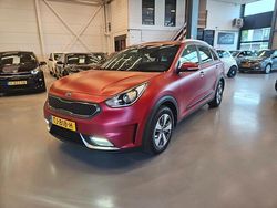 Rood Gebruikt 2018 Kia Niro SUV | € 12.495 (Eerlijke prijs)