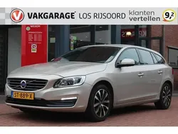 Bruin Gebruikt 2018 Volvo V60 Dynamic Stationwagen | € 20.900 (Super prijs)