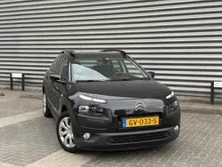 Zwart Gebruikt 2015 Citroën C4 Cactus Feel Hatchback | € 4.950 (Goede deal)