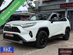 Wit Gebruikt 2022 Toyota RAV4 Business Edition SUV | € 36.950 (Eerlijke prijs)