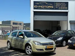 Geel Gebruikt 2004 Opel Astra Enjoy Hatchback | € 1.150 (Eerlijke prijs)