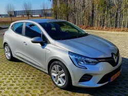 Grijs, metallic lak Gebruikt 2019 Renault Clio IV Intens Hatchback | € 10.550 (Goede deal)