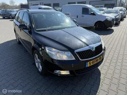 Zwart Gebruikt 2013 Skoda Octavia Stationwagen | € 3.999 (Super prijs)