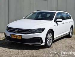 Wit Gebruikt 2021 VW Passat Business Stationwagen | € 21.450 (Eerlijke prijs)