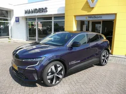 Blauw Gebruikt 2022 Renault Mégane Techno Hatchback | € 36.945