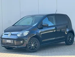 Zwart Gebruikt 2015 VW up! Cup Hatchback | € 7.450 (Eerlijke prijs)