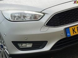 Grijs Gebruikt 2016 Ford Focus Titanium Stationwagen | € 6.925 (Eerlijke prijs)