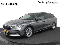 Grijs Gebruikt 2024 Skoda Superb First Edition Stationwagen | € 37.995