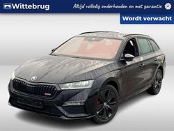 Zwart Gebruikt 2022 Skoda Octavia RS Stationwagen | € 31.950 (Eerlijke prijs)