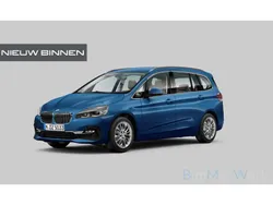 Blauw, metallic lak Gebruikt 2021 BMW 218 Gran Tourer Comfort Edition MPV | € 23.840 (Eerlijke prijs)